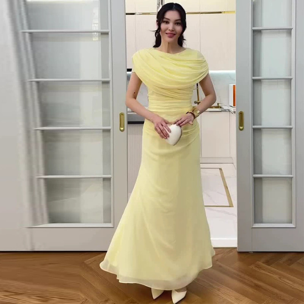 Forever 21 Summer Light Yellow Crewneck Pleated Elegant Fitted Long Dress